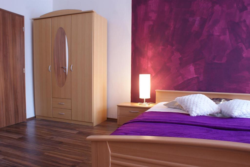 Apartmány Galeta Karlovy Vary Habitación foto